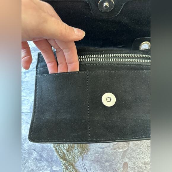 Zara black suede crossbody bag. With chain details, and tassel chain - Picture 11 of 11